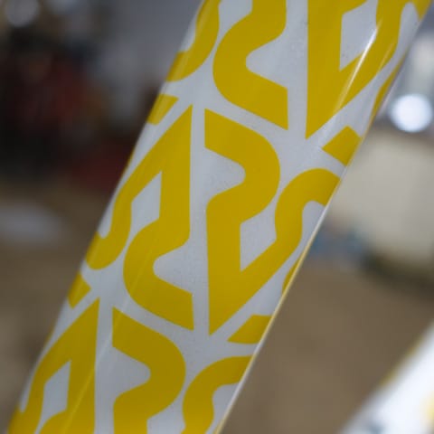 R.SACHS-pearlwhite-yellow-graphics-2